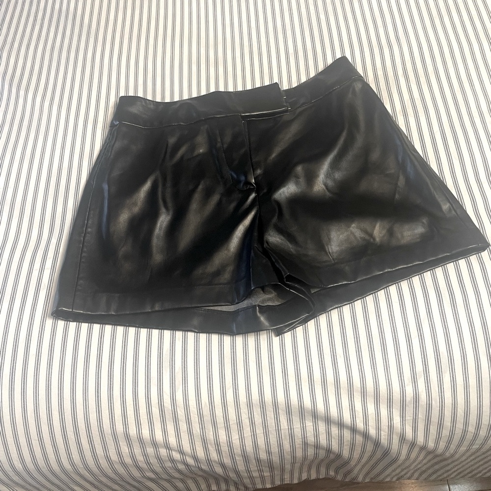 House of Harlow vegan leather BNWT shorts